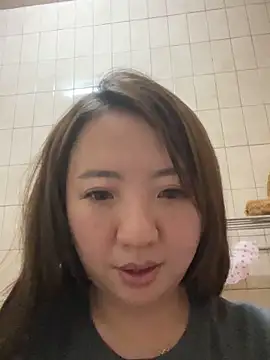 Snapshot of Hannababy_ chatting on October 2025 05:32:02 PM Hannababy online show from October 2025 05:32:02 PM