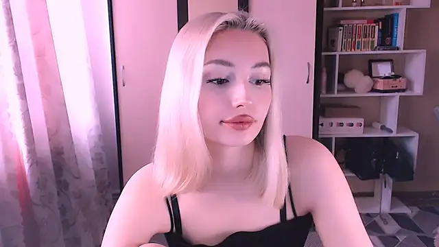 beauty blonde online show from March 2025 03:08:01 AM