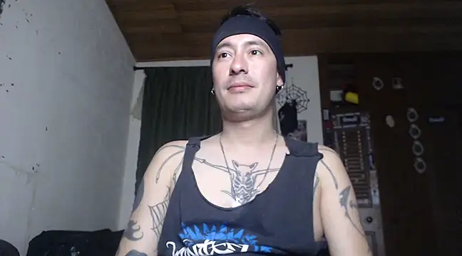 vampireathome online show from February 2025 05:41:02 AM