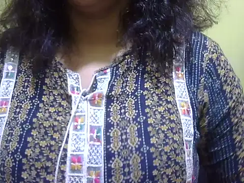 Your cutiepie  online show from February 2026 04:58:02 PM