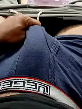 Snapshot of Yashkumar_0697 chatting on March 2025 11:42:02 AM Yashkumar 0697 online show from March 2025 11:42:02 AM