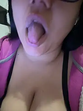 daianaspencer online show from February 2025 09:04:01 AM