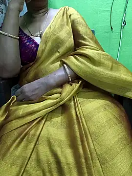 Snapshot of niiveditha chatting on September 2025 04:16:02 AM niiveditha online show from September 2025 04:16:02 AM