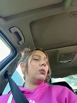 hotamanda01 online show from April 2026 12:51:02 PM