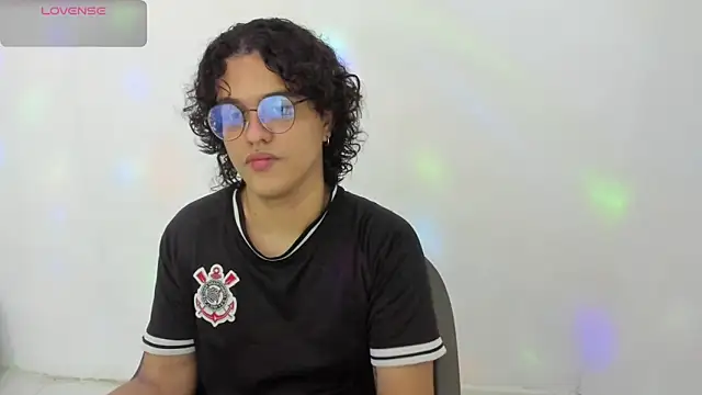 Snapshot of Diane_blossom chatting on November 2025 12:55:02 AM Diane blossom online show from November 2025 12:55:02 AM