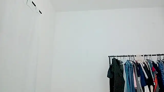 Diane blossom online show from February 2026 10:44:01 PM