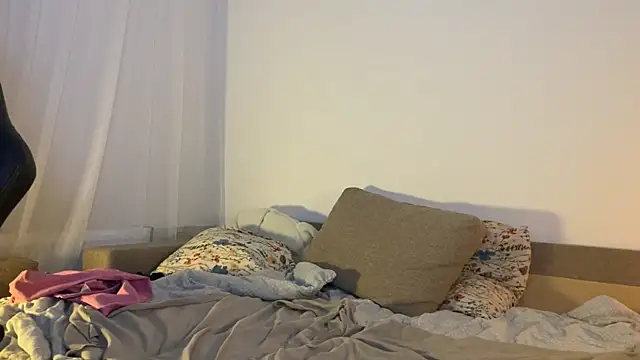 Snapshot of Sabrinaanddaniel chatting on February 2025 03:23:01 AM Sabrinaanddaniel online show from February 2025 03:23:01 AM