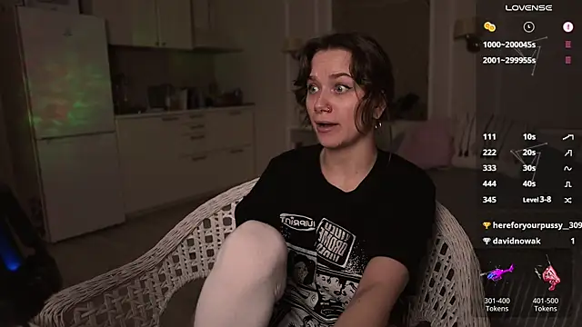 alexa feels  online show from February 2025 08:59:01 PM