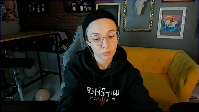 Snapshot of PhilippaAdamas chatting on September 2025 12:01:02 AM PhilippaAdamas online show from September 2025 12:01:02 AM