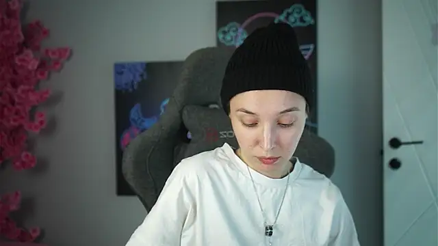 Snapshot of PhilippaAdamas chatting on October 2025 02:54:02 AM PhilippaAdamas online show from October 2025 02:54:02 AM