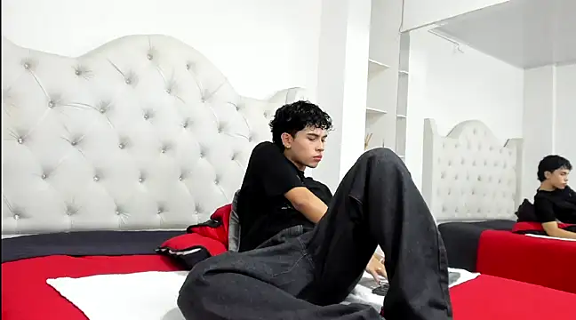 Snapshot of Aiiden_15 chatting on February 2025 02:57:01 PM Aiiden 15 online show from February 2025 02:57:01 PM