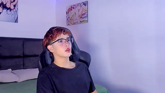 Snapshot of Aiiden_15 chatting on September 2025 12:18:02 PM Aiiden 15 online show from September 2025 12:18:02 PM