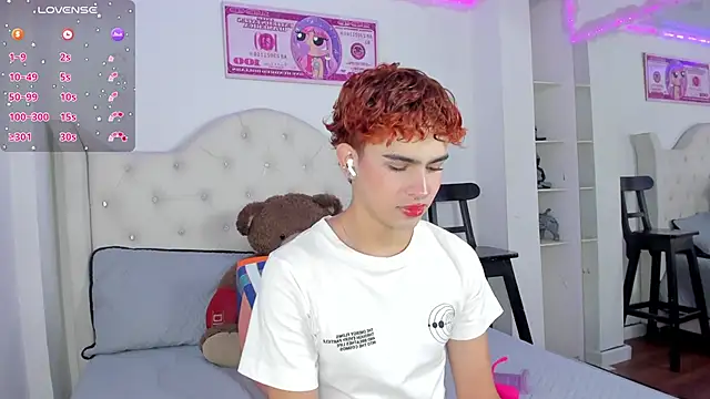 Snapshot of Aiiden_15 chatting on November 2025 05:46:02 PM Aiiden 15 online show from November 2025 05:46:02 PM