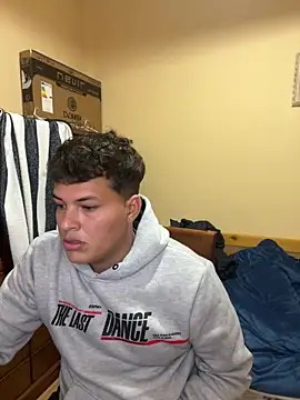 Snapshot of kjccuboy2000 chatting on February 2025 10:32:01 PM kjccuboy2000 online show from February 2025 10:32:01 PM