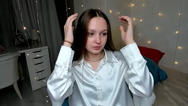 Snapshot of LorettaBierlly chatting on February 2025 06:58:01 PM LorettaBierlly online show from February 2025 06:58:01 PM