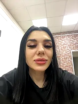 MaeveMoon online show from October 2025 05:57:01 PM