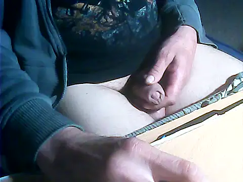 igracek30 online show from May 2026 12:40:02 AM