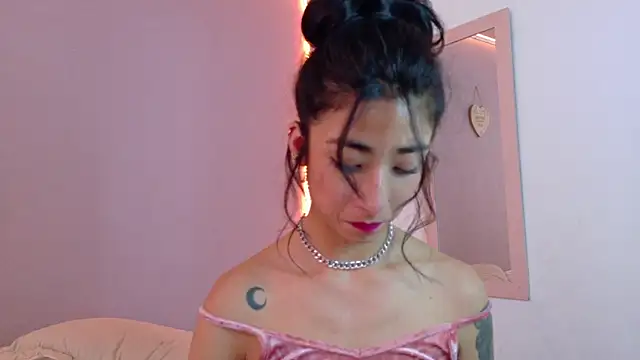 Snapshot of oishii_ambar chatting on February 2025 05:21:01 PM oishii ambar online show from February 2025 05:21:01 PM