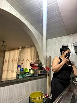 Carola-Ross online show from September 2025 05:38:02 PM