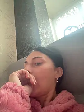 Snapshot of Miroslava1247 chatting on October 2025 10:10:01 AM Miroslava1247 online show from October 2025 10:10:01 AM