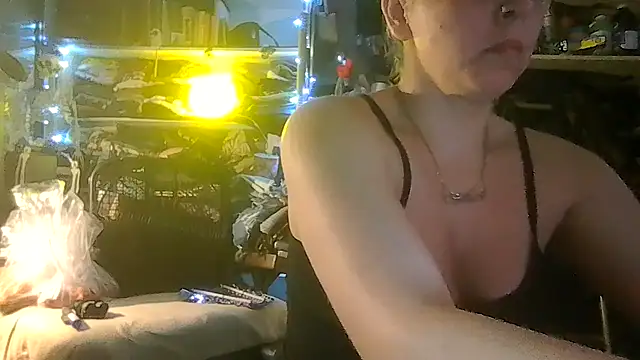 ShysluutGia online show from April 2026 05:35:02 AM