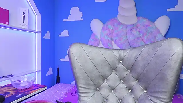 miss   angel online show from October 2025 06:07:02 PM