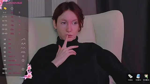 Snapshot of JoYung chatting on September 2025 04:17:01 AM JoYung online show from September 2025 04:17:01 AM