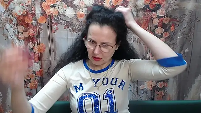 Snapshot of Miroslava_Happi chatting on May 2026 05:56:02 AM Miroslava Happi online show from May 2026 05:56:02 AM
