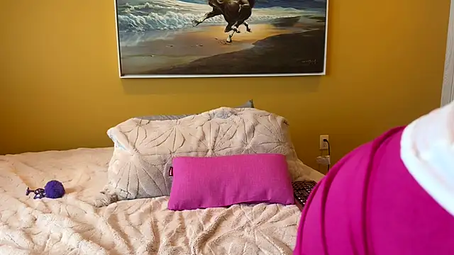 MrsJanetM online show from February 2025 02:00:01 PM