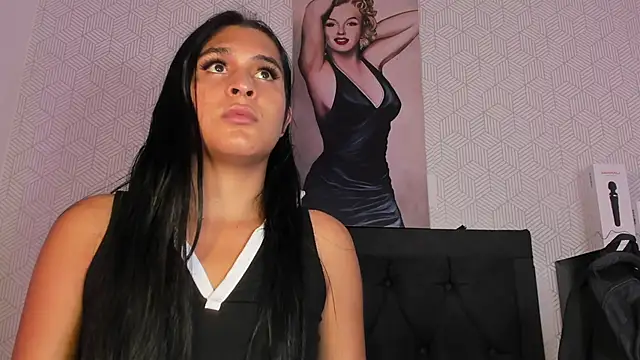 Selena fox7 online show from November 2025 04:44:02 AM