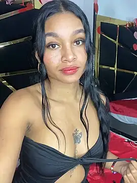 Lynda Bonnie online show from February 2025 03:26:01 PM