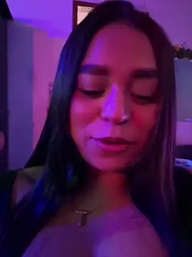 Snapshot of _JuliSweet_ chatting on November 2025 02:50:01 AM JuliSweet online show from November 2025 02:50:01 AM