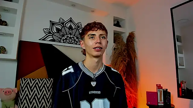 Snapshot of MaikyCooper chatting on November 2025 08:53:01 PM MaikyCooper online show from November 2025 08:53:01 PM