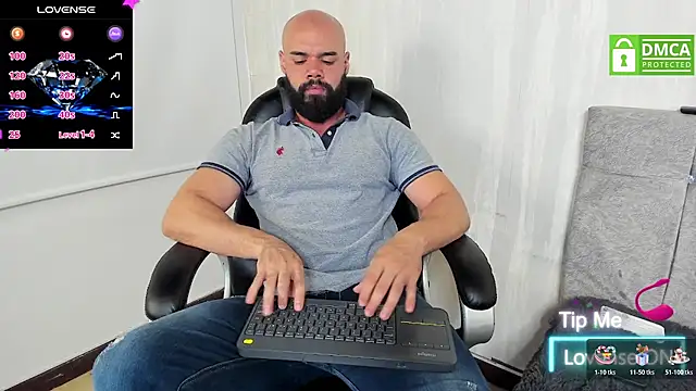 Luke Diaz7 online show from January 2026 10:03:02 PM