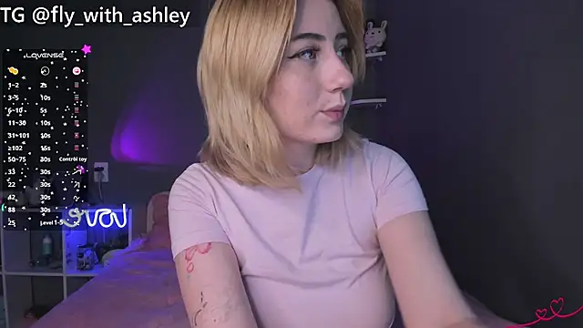 Snapshot of ashley_lovestory chatting on September 2025 06:17:01 AM ashley lovestory online show from September 2025 06:17:01 AM