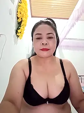 Snapshot of Baby-bigtits2024 chatting on March 2025 01:17:02 PM Baby-bigtits2024 online show from March 2025 01:17:02 PM