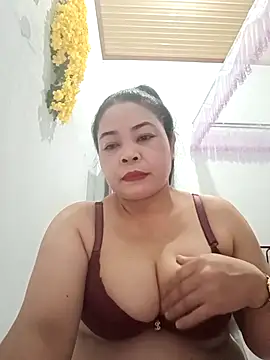 Snapshot of Baby-bigtits2024 chatting on March 2025 12:48:02 PM Baby-bigtits2024 online show from March 2025 12:48:02 PM