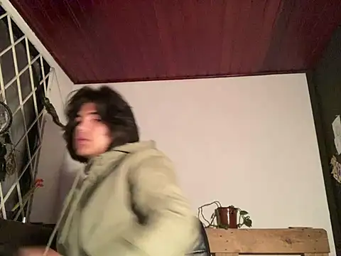 Snapshot of shadowsofgarden chatting on February 2025 10:26:01 AM shadowsofgarden online show from February 2025 10:26:01 AM