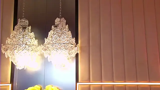 Snapshot of AlexaBright chatting on September 2025 04:20:01 PM AlexaBright online show from September 2025 04:20:01 PM