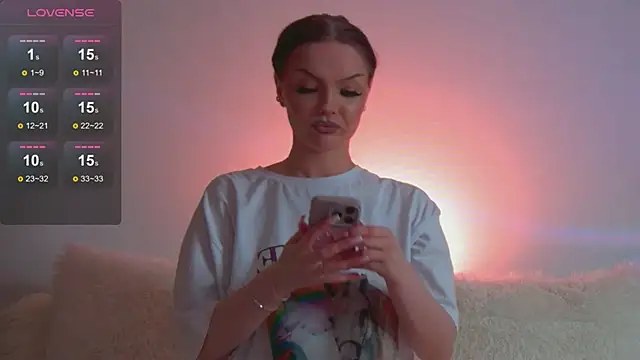 AlexaBright online show from April 2026 10:40:02 PM