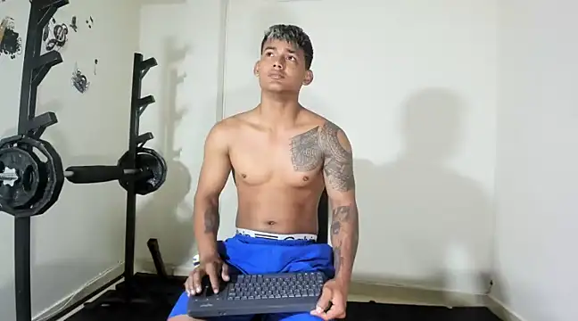 Blackhot000 online show from March 2025 02:10:02 PM
