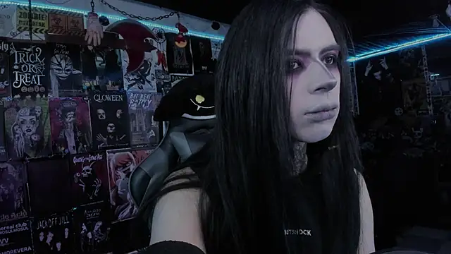 Snapshot of rotten_dreams chatting on September 2025 08:30:01 PM rotten dreams online show from September 2025 08:30:01 PM