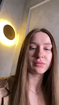 Jackie White  online show from December 2025 02:38:01 AM