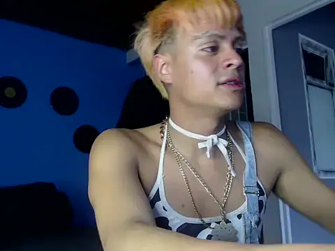 mchissexx online show from December 2025 09:31:02 PM