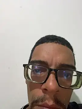 Diegodelicia online show from May 2026 04:50:01 AM