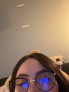 ValentinaOrtiz3 online show from July 2026 02:37:01 AM