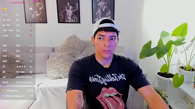  JacobMiller   online show from February 2025 12:27:02 AM