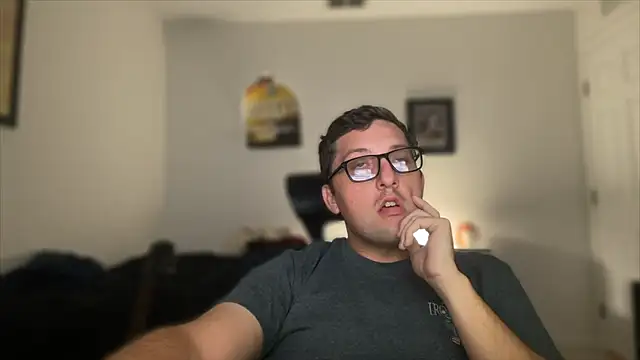 Milflover96 online show from October 2025 12:52:01 AM