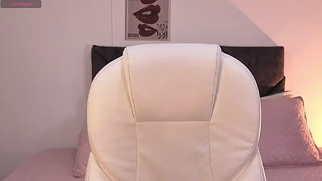 Snapshot of sara_sharma_ chatting on September 2025 02:21:01 PM sara sharma online show from September 2025 02:21:01 PM