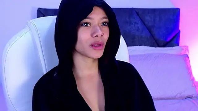 Snapshot of sara_sharma_ chatting on October 2025 02:36:01 PM sara sharma online show from October 2025 02:36:01 PM